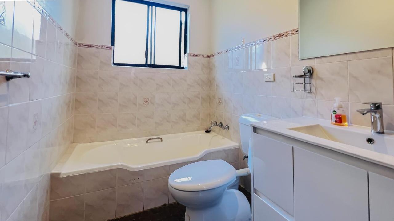 Carlton 3 Beds Unit - Free Parking Leilighet Sydney Eksteriør bilde